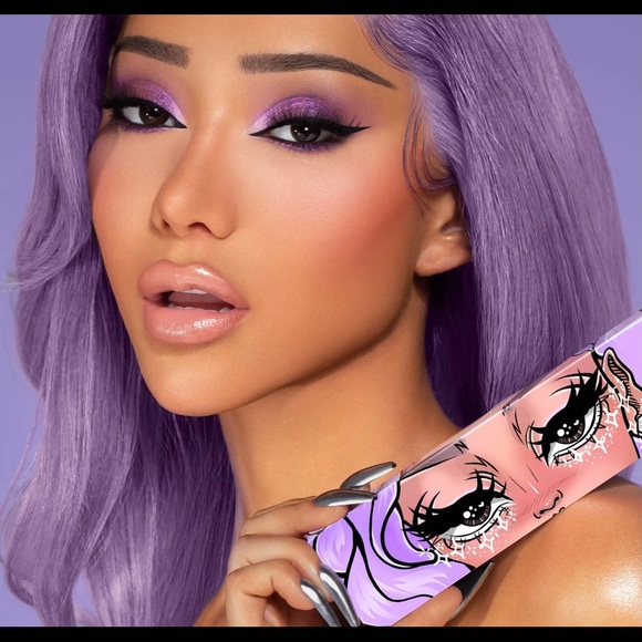 DRAGUN BEAUTY
FANTASY PALETTE VOLUME I - Picture 6 of 9